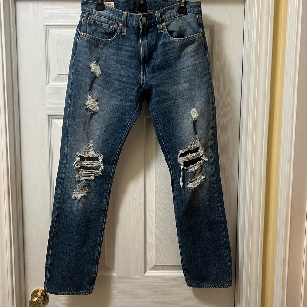 Levi's Men's Distressed Dark Blue Straight Jeans